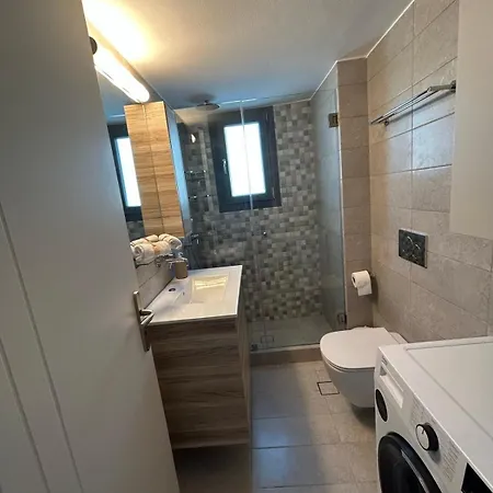 Daire Levayia Glinado Naxos